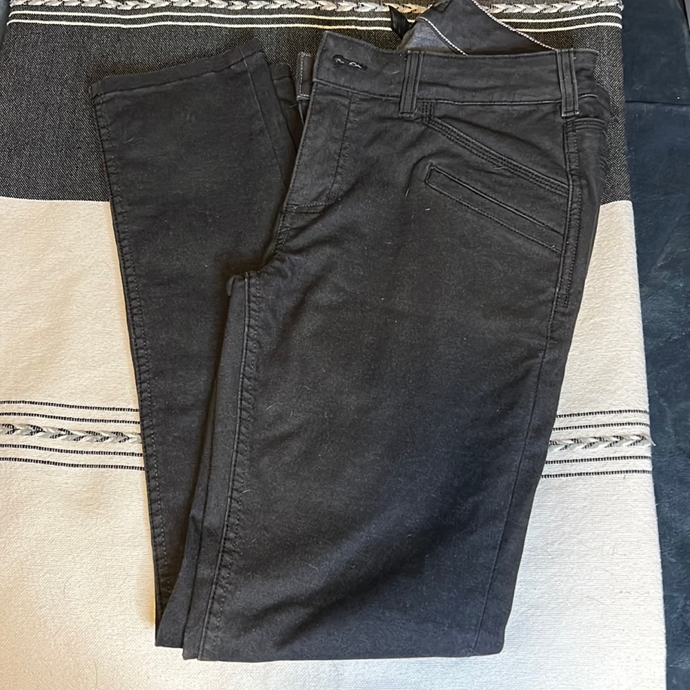 Women’s Black Slim Jeans - Classic Everyday Style